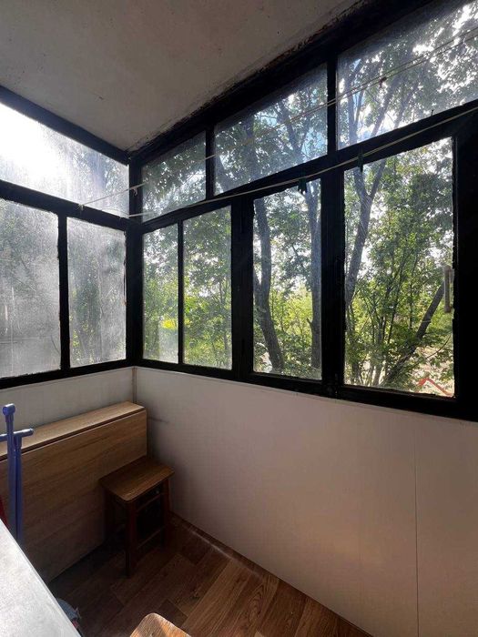 Продам 1 комнатную квартиру (Площадь Победы)