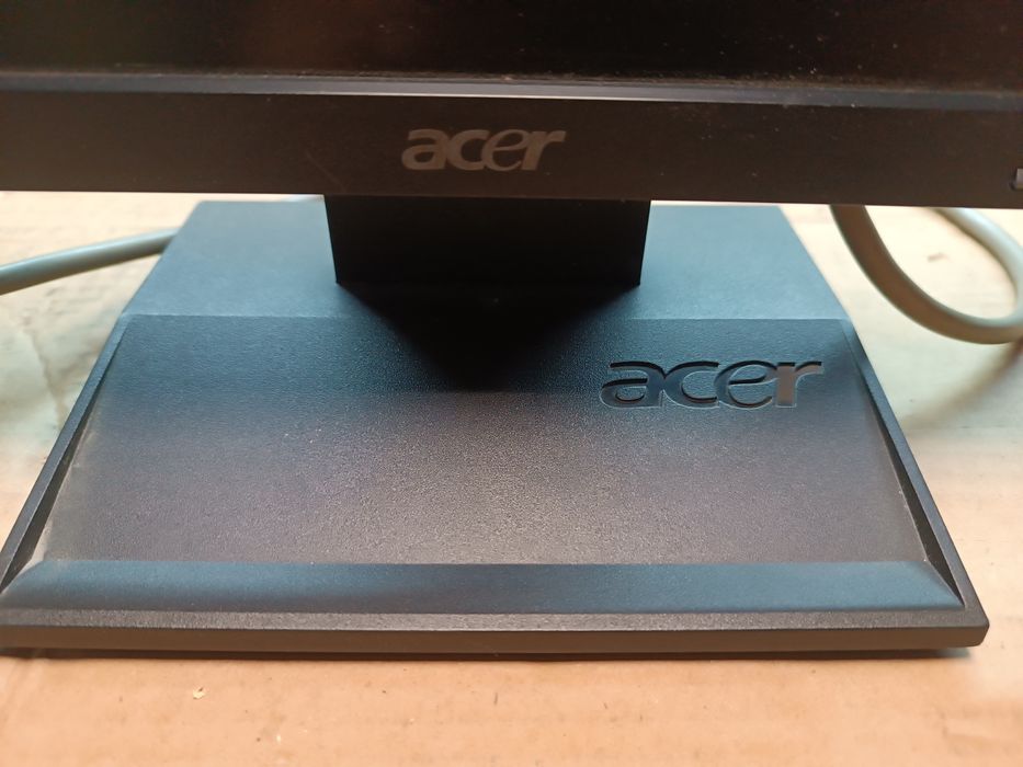 Монитор Aser ( Рабочий )