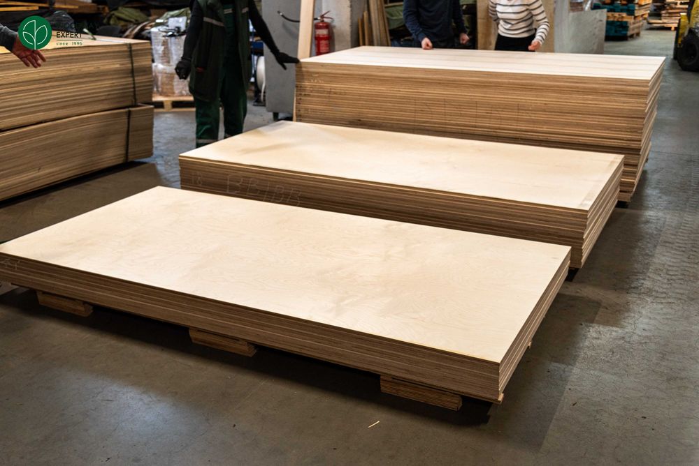 Фанера ФК вологостійка (1,525 х 1,525 м) в наявності