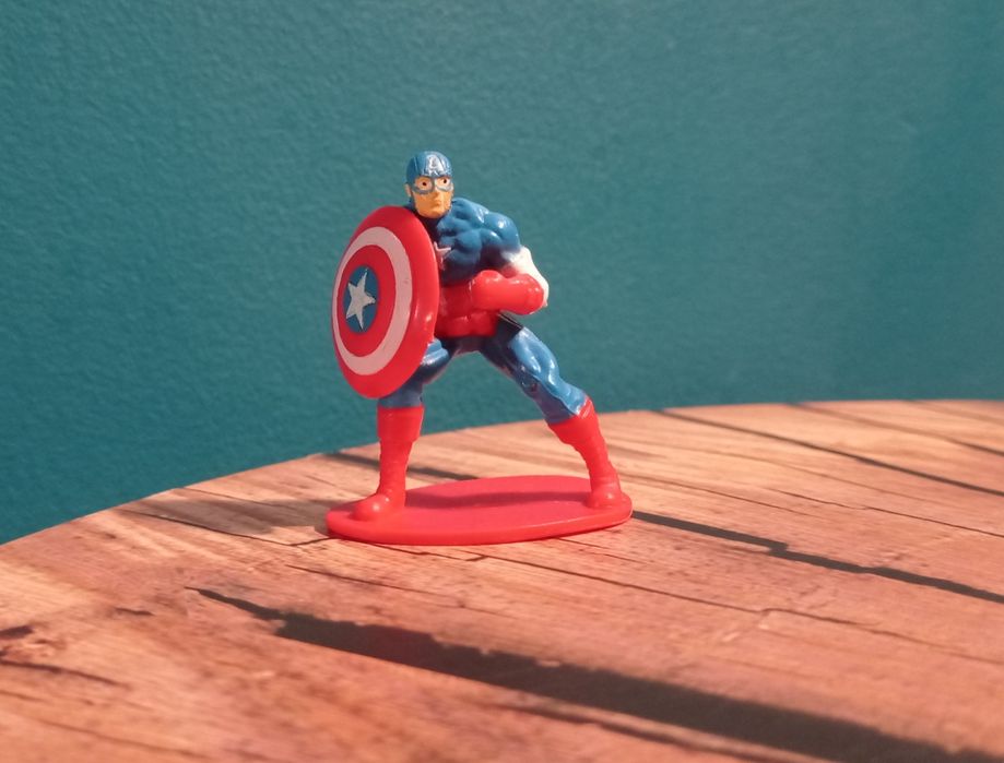 Marvel Kapitan Ameryka mini figurka akcji