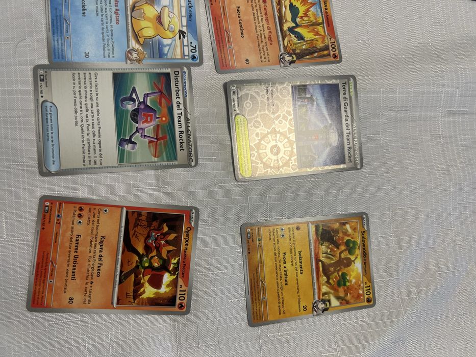 Karty pokemony dwie paczki za 5 zl