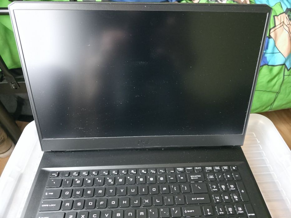 MSI Alpha 17 64gb ram, 2x 1tb ssd, ryzen 9 7945hx,  rtx 4060 8gb