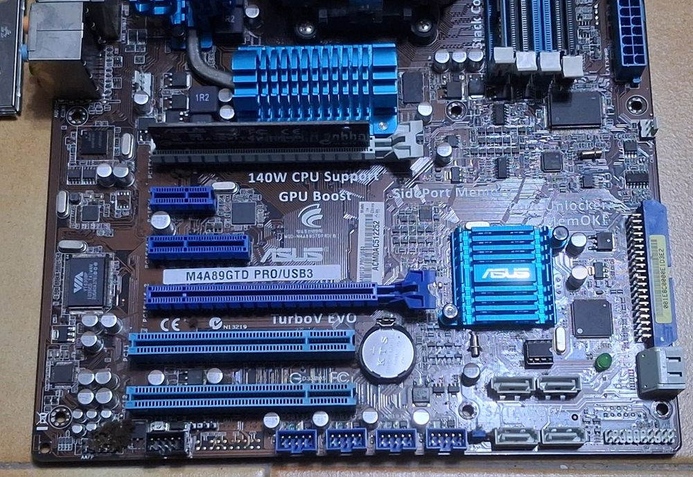 Motherboard Asus  de gaming para pc