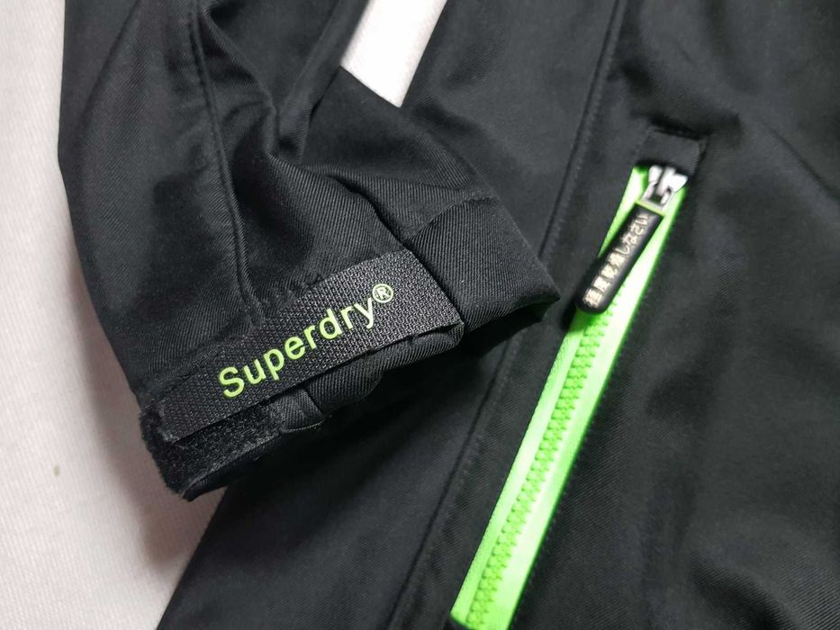 SUPERDRY - Windtrekker / Męska Kurtka Softshell roz. L/M Igła Stan