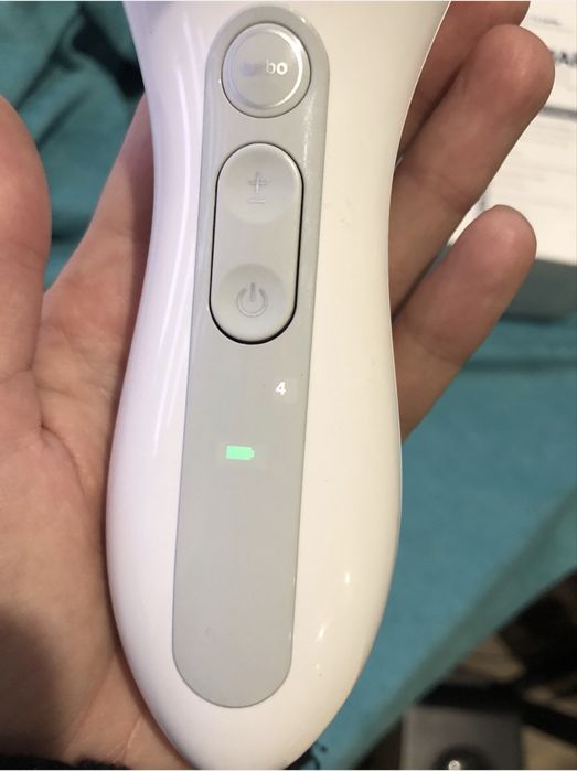 Торг Clarisonic Smart Profile розумна щітка апарат для обличчя та тіла