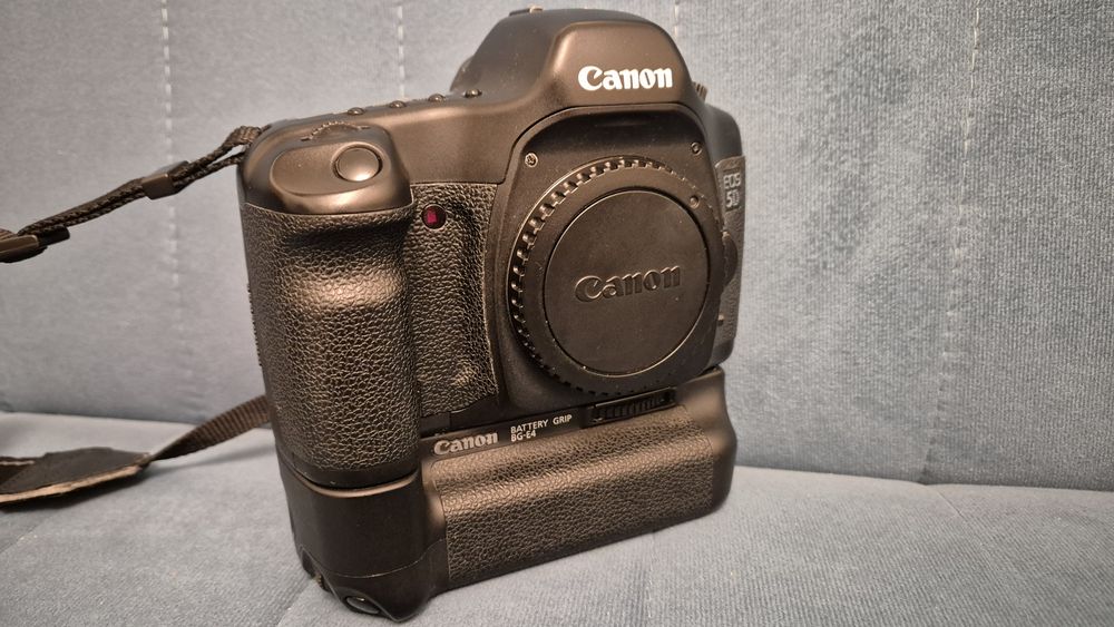 Canon 5D classic z gripem