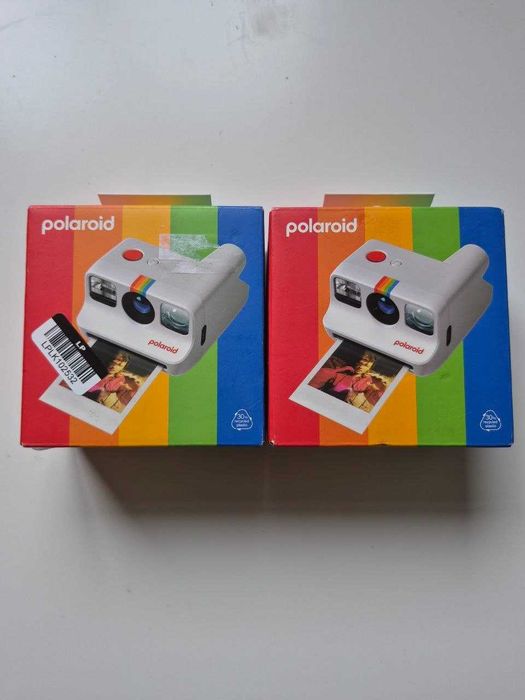 Камера миттєвого друку Polaroid Go Instant Film Camera (Gen 2) — Нова