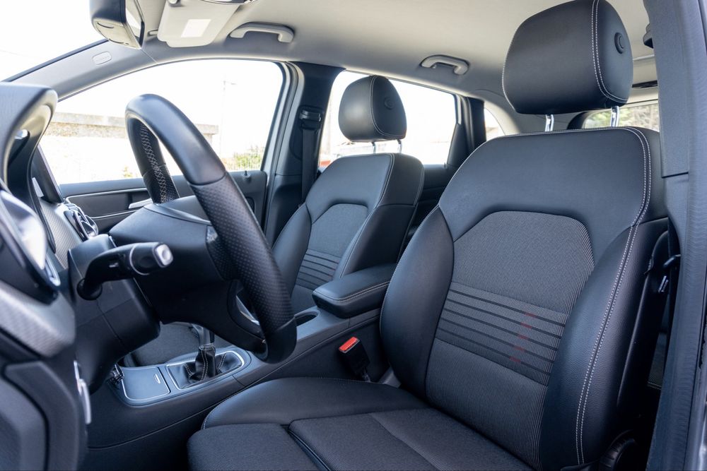 Mercedes-Benz B 180 — fotografia 8