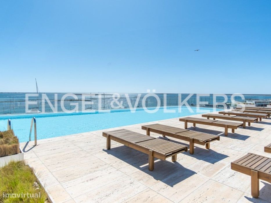 Apartamento T4 de Luxo Frente Ria Formosa