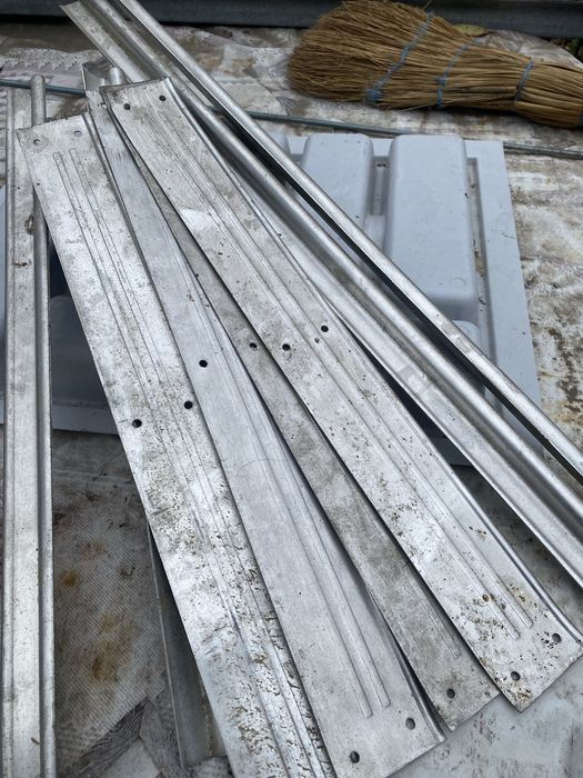 ,накладки порогов ГАЗ24,отражатели газ 24-01