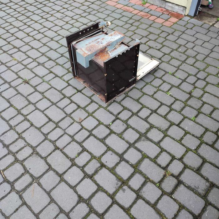 Piekarnik kamper przyczepa kempingowa sprawny