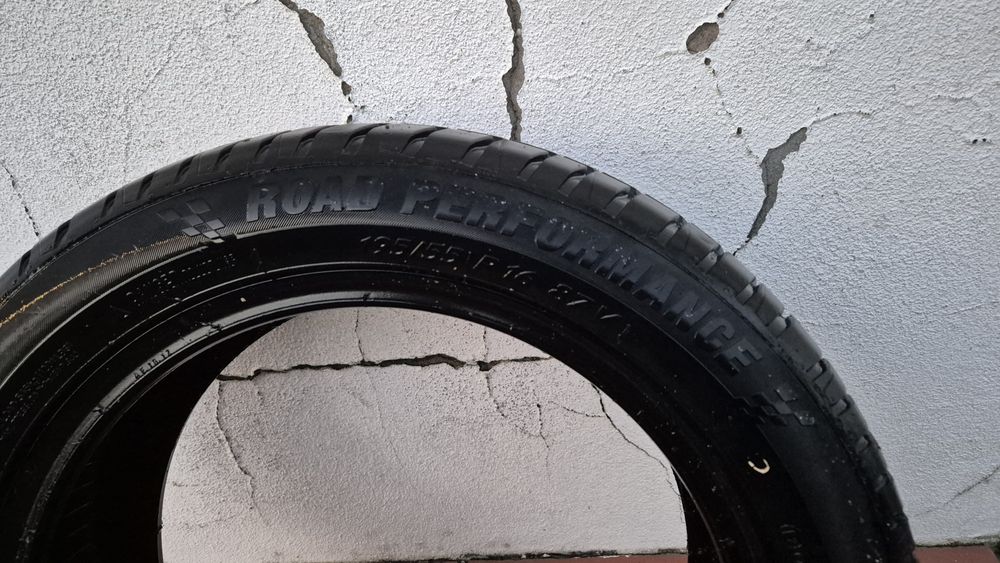 1 pneu marca Kormoram (195/55 R16 87V)como novo.