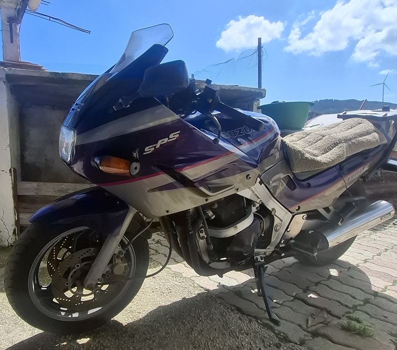 Suzuki GSX 1100 F