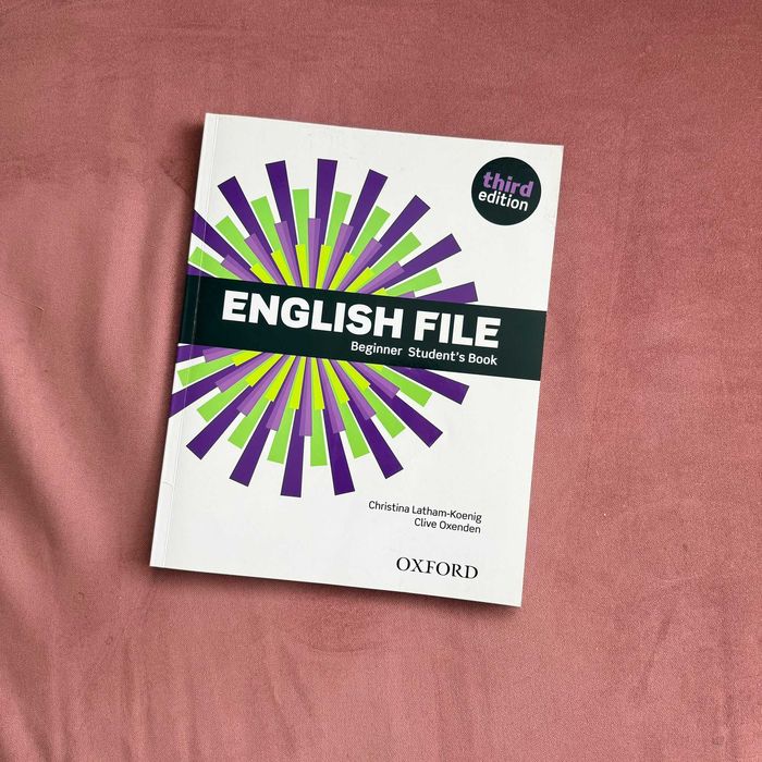 English File - Begginer Student's Book