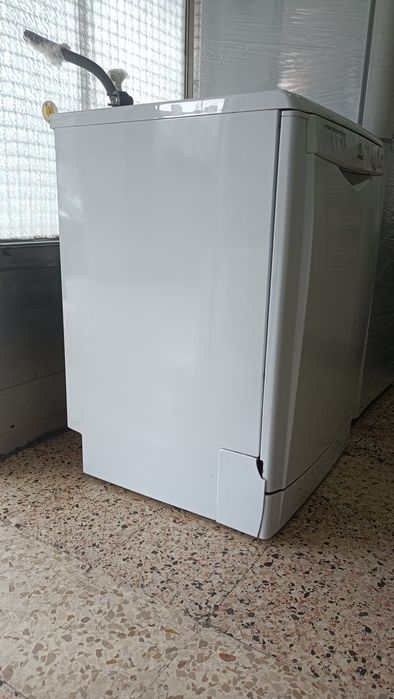 Máquina de Lavar Loiça INDESIT DFG 15B10 (13 Conjuntos - 60 cm - Branc