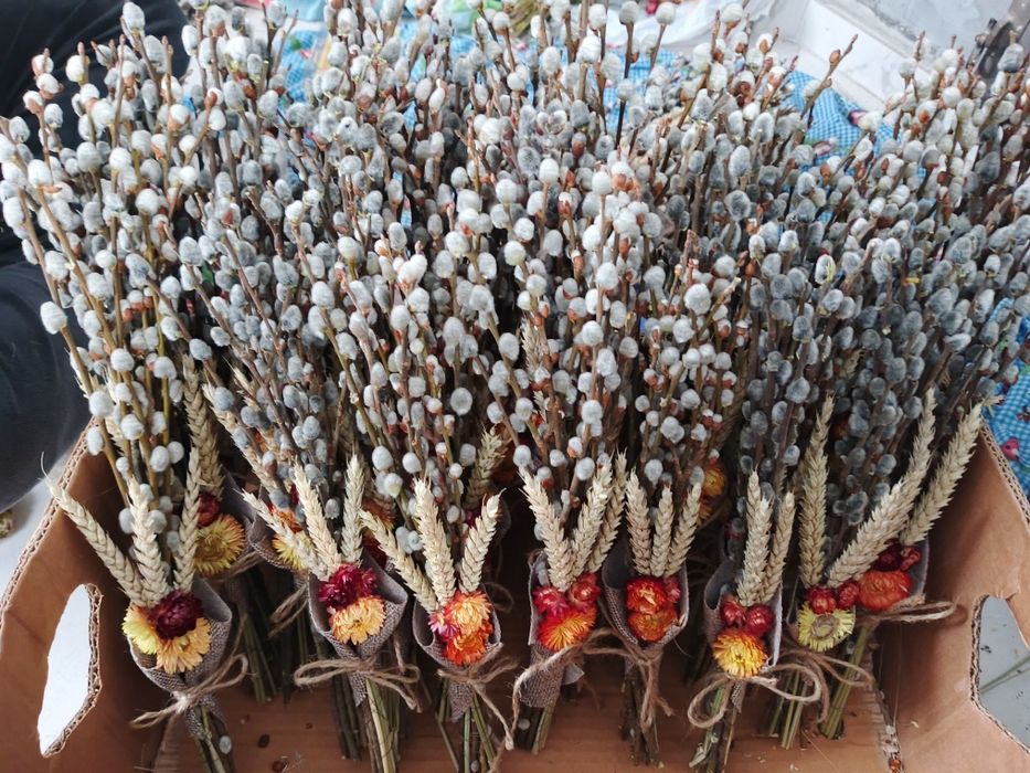 Букети на вербну неділю