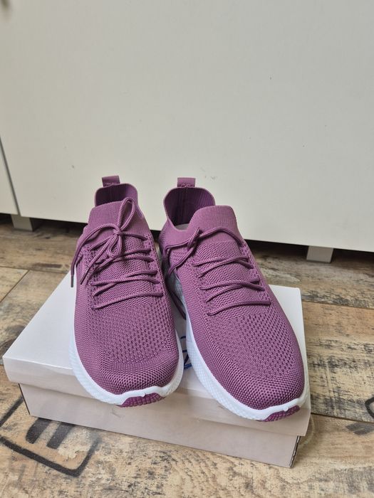 Buty sportowe siateczkowe