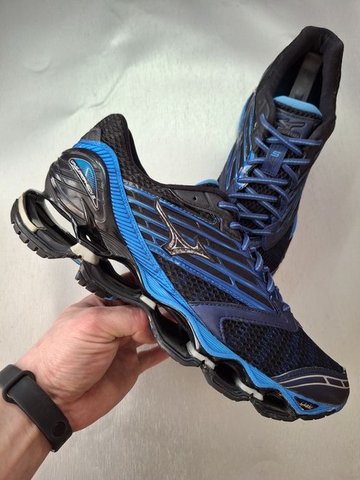 Кроссовки Mizuno Wave Prophecy 5
