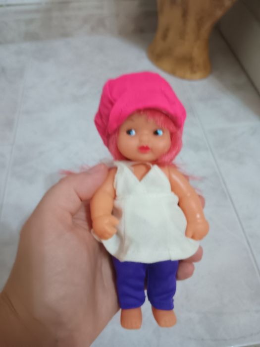 Boneca pequenina