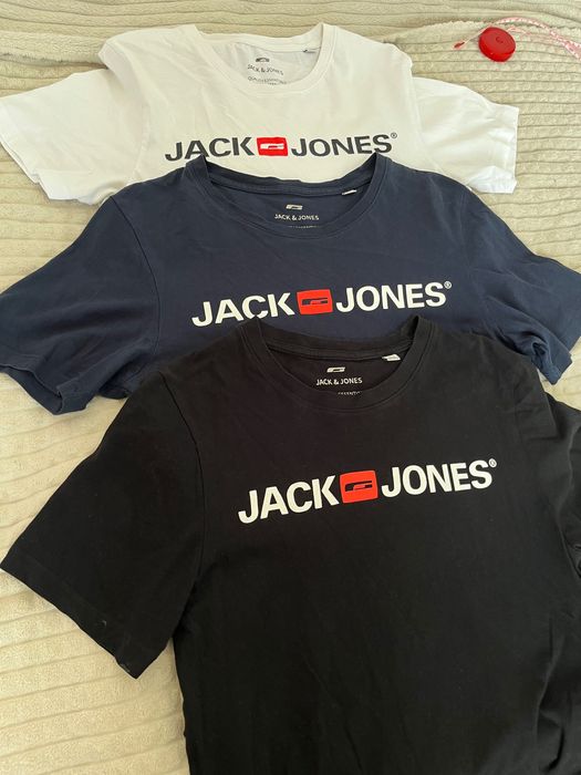 3 Чоловічі футболки Jack Jones  в кольорах за ціною 1