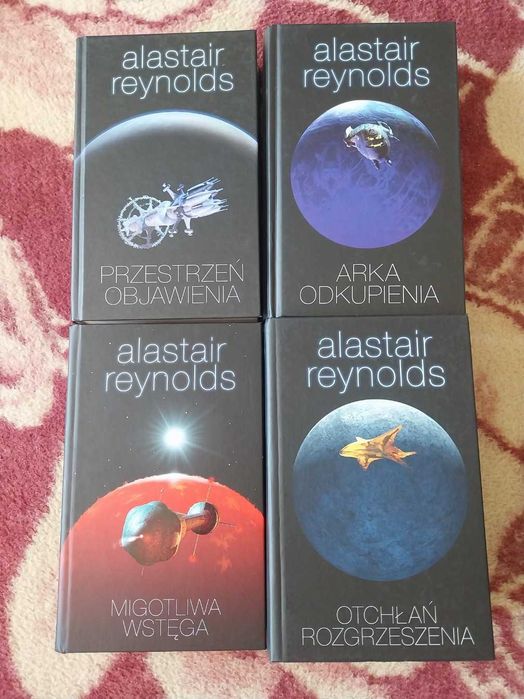Cykl Przestrzeń Objawienia 4 tomy - Alastair Reynolds nowe