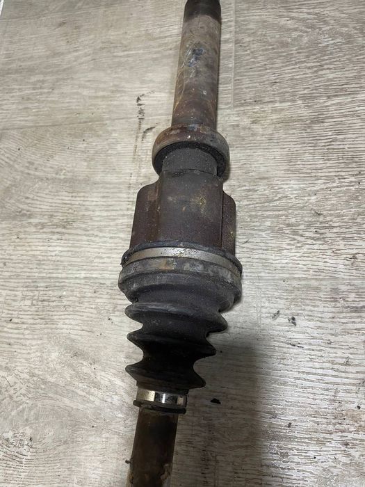 Привід передній правий Форд Транзіт 2.0 з промвалом