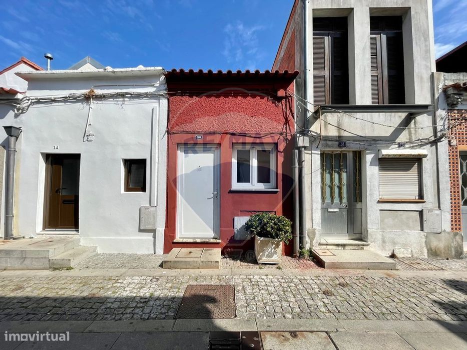 Moradia T4 para venda