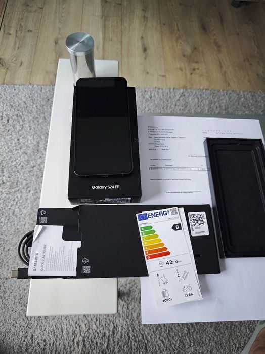 Smartfon Samsung Galaxy S24 FE 5G 8/128GB grafitowy Gwarancja