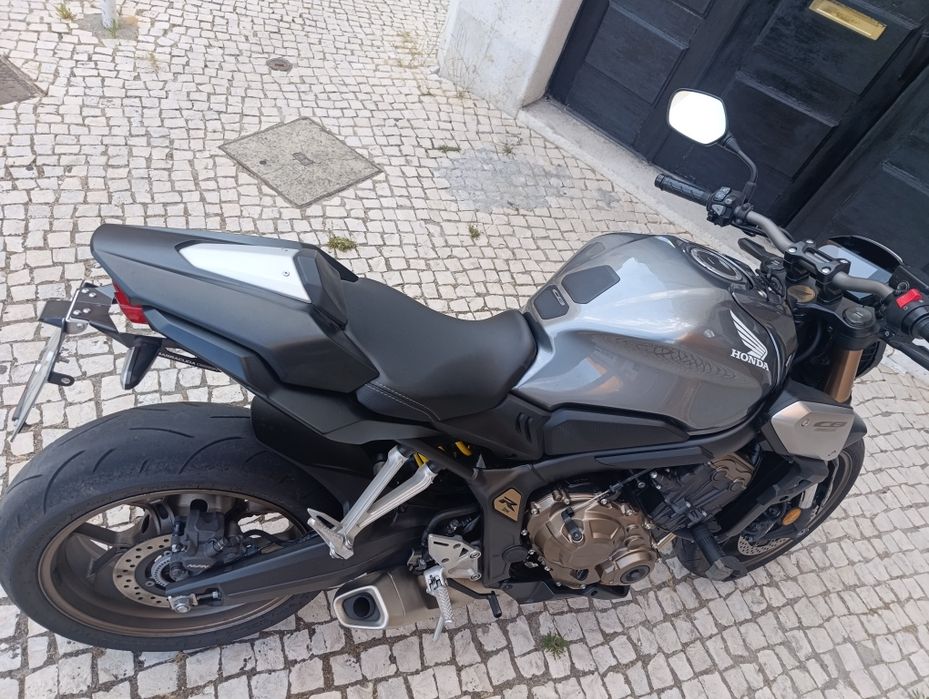 Honda cb 650 r 2023