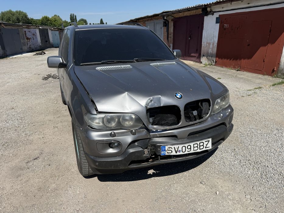 Продам BMW X5 E53