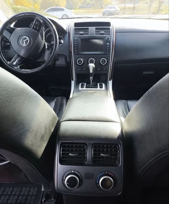 Продам автомобіль Mazda cx9