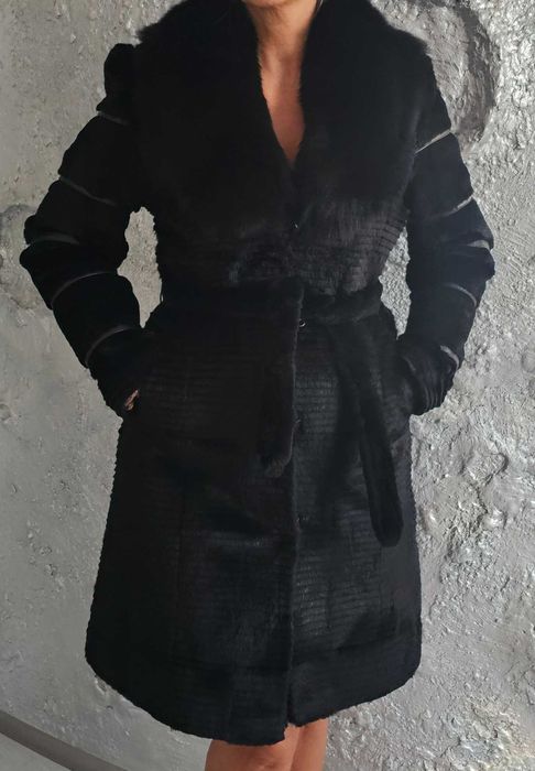 Włoskie futerko długie lis naturalny roz 40-42