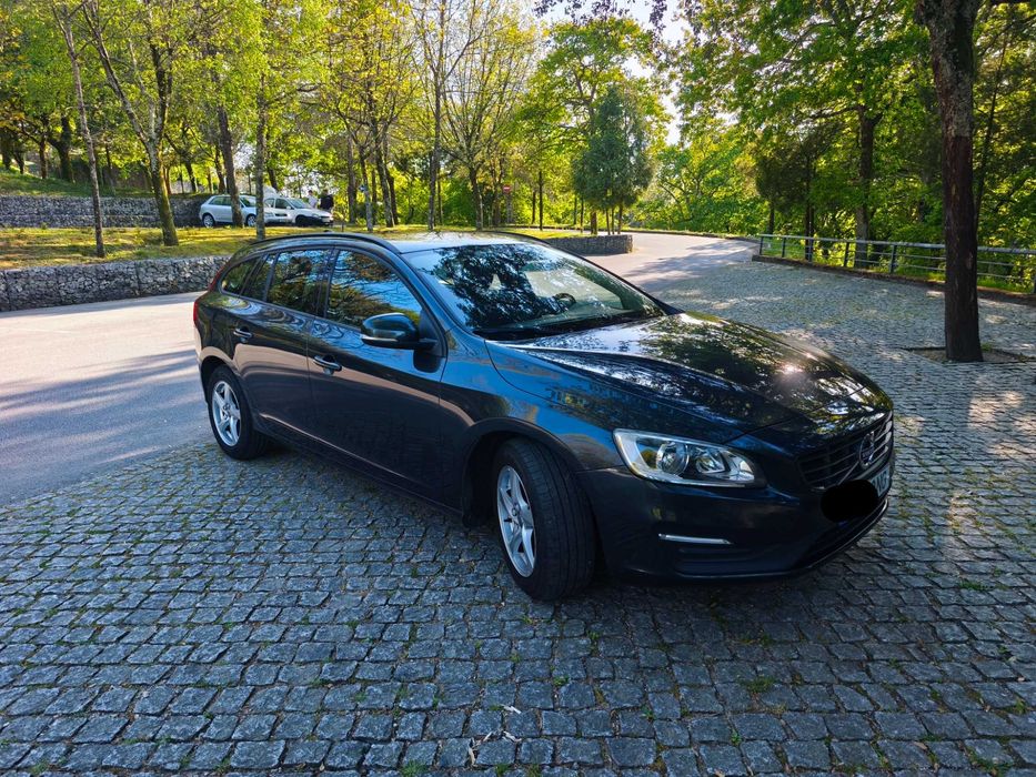 Volvo V60 2.0 D2 Kinetic - 2017