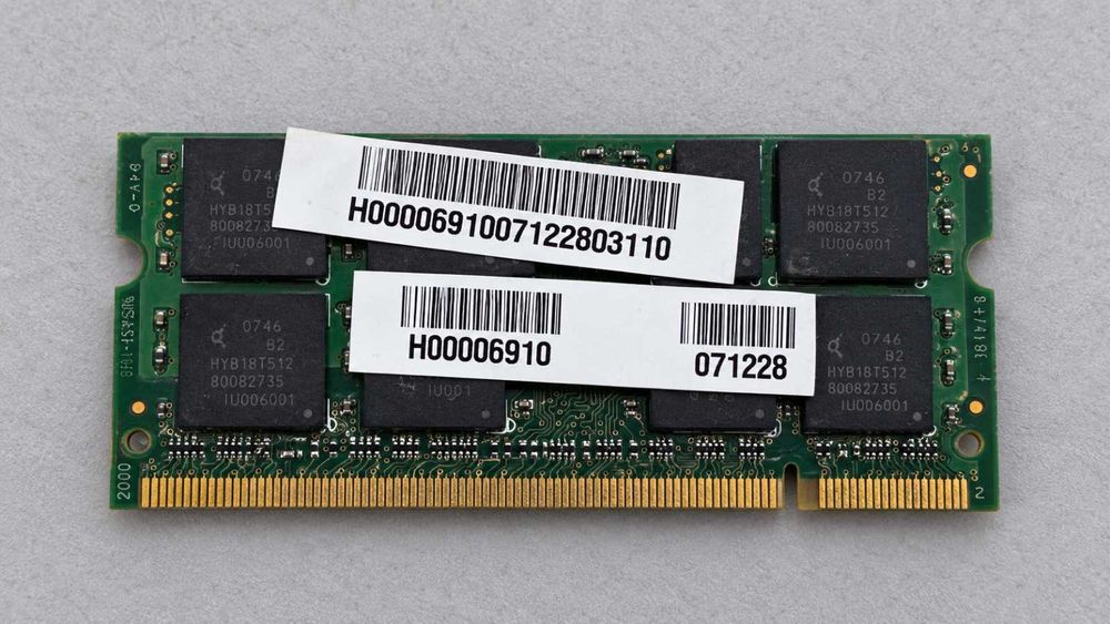 Memória RAM Qimonda 1GB DDR2 667MHz SO-DIMM