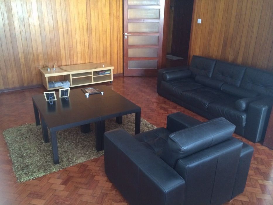 Quarto estudante em T4 ou T4 completo