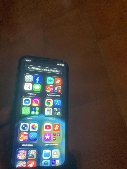Iphone 11 em muito bom estado !