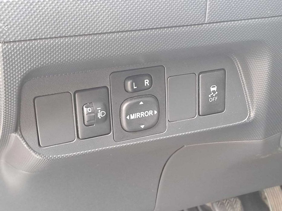 Прожам Toyota Auris 2007р.  #74002