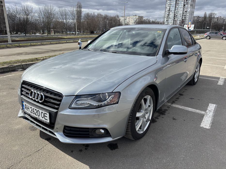 Audi a4 b8 2.0 Quattro 2011 рік S-line