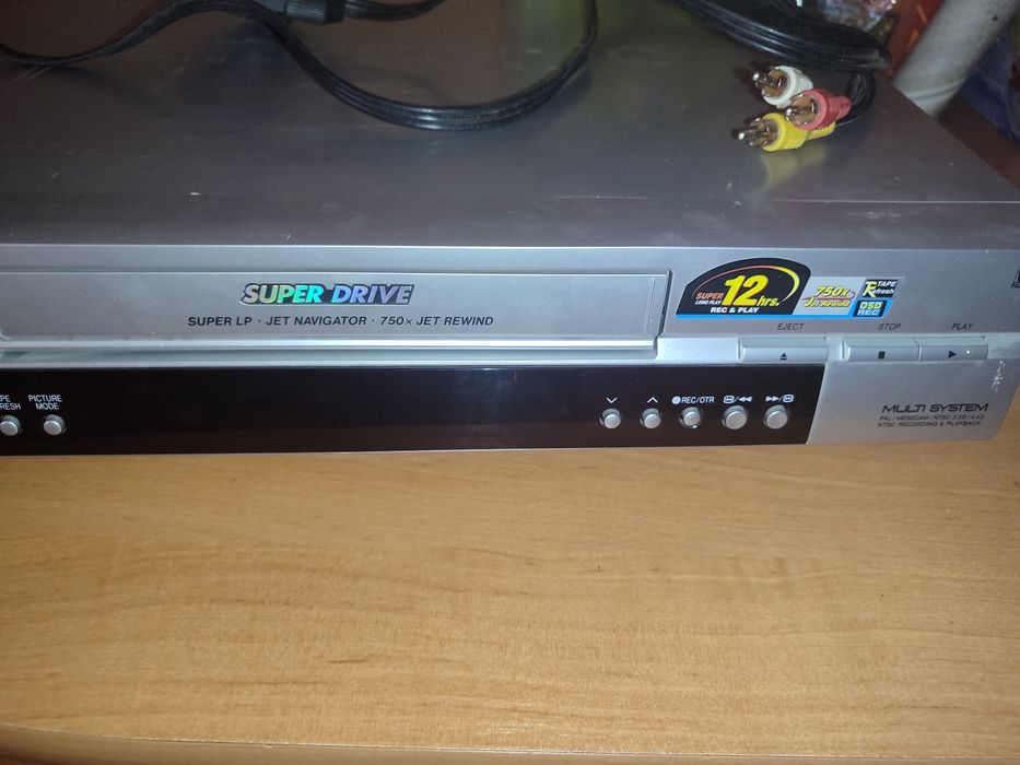 Програвач Panasonic NVSJ530