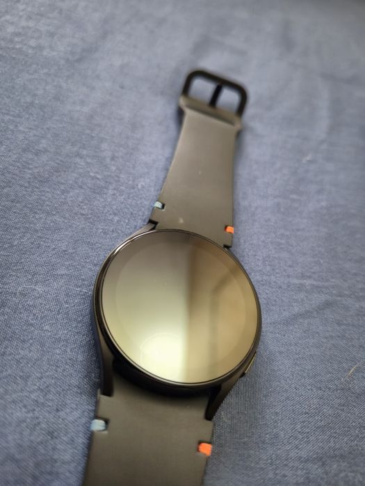 Смарт часы galaxy watch fe