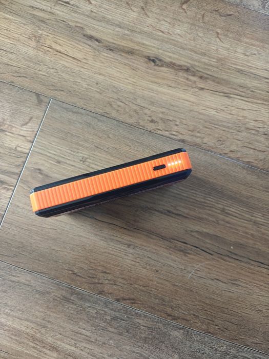 Starter booster powerbank nowy przewody led usb latarka