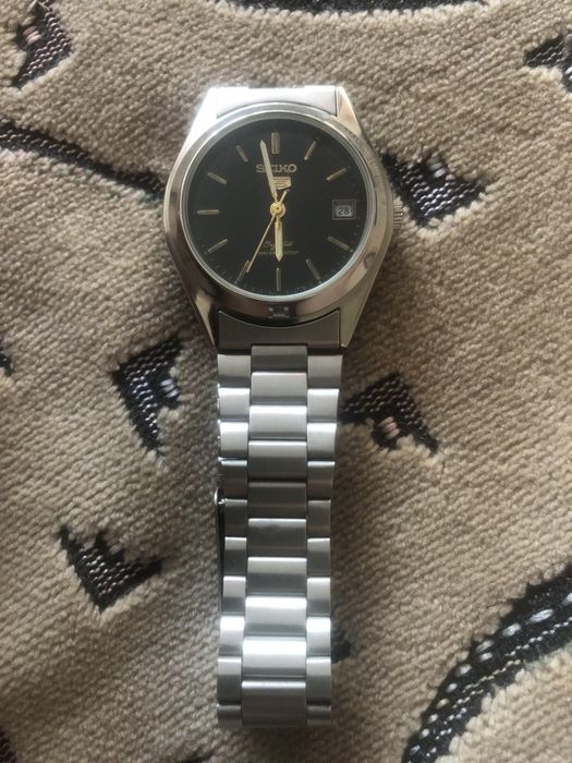 Продам часы наручные Seiko
