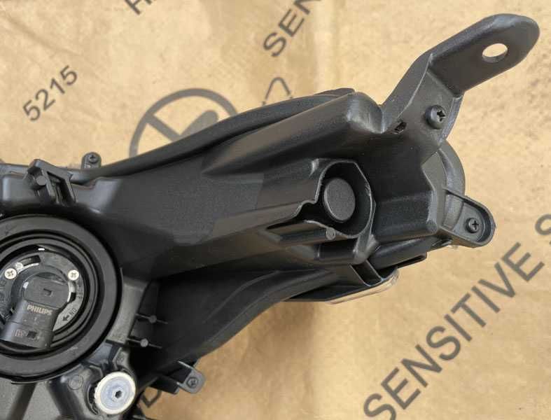 otica frontal DT toyota yaris IV (P21)