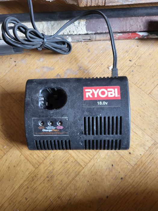 Wyrzynarka RYOBI plus gratisy