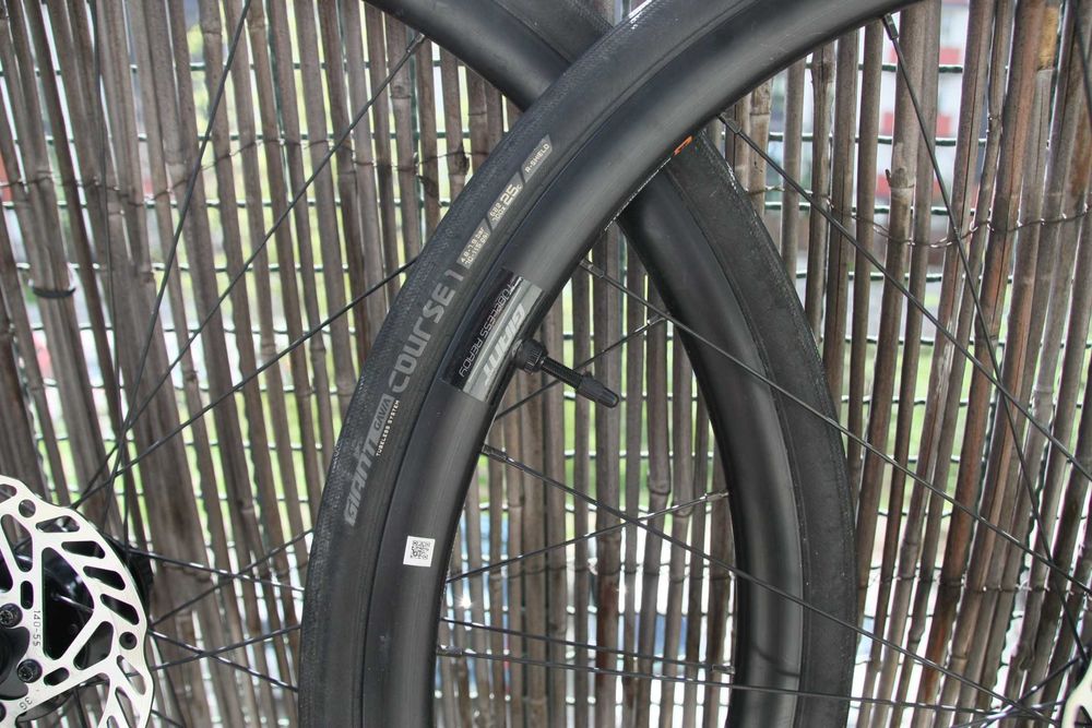 Koła szosowe alu Giant P-R2 Disc, nowa piasta