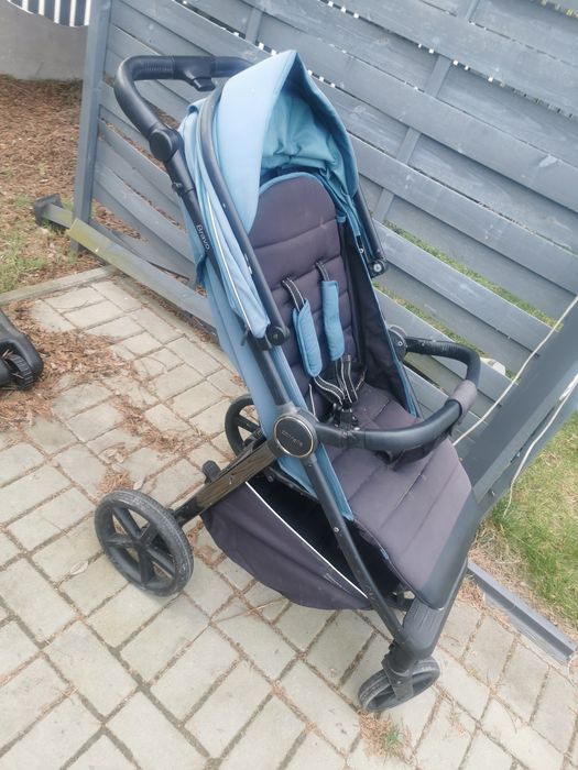 Wózek spacerowy Carello Bravo Plus 2023