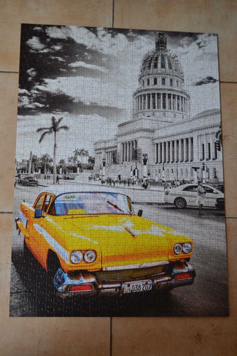 Vários puzzles 1000pcs montados