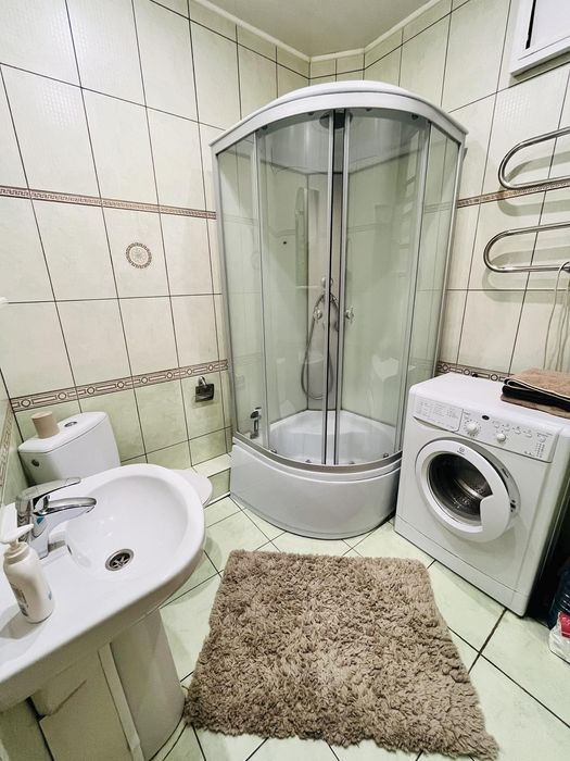 Сдам посуточно. Кирова 27д. Центр. Военным скидки!