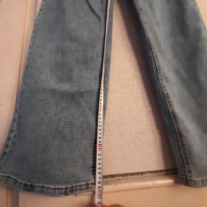 Жіночий одяг,джинси