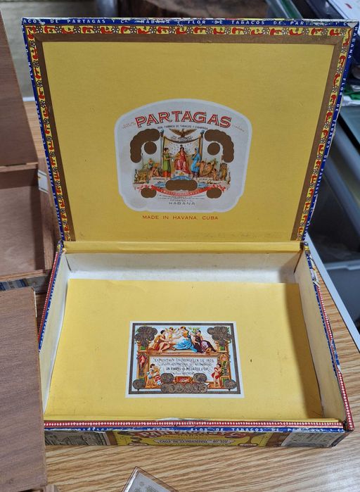 Lote de 4 Caixas de Charutos Vazias-Partagas e MonteCristo